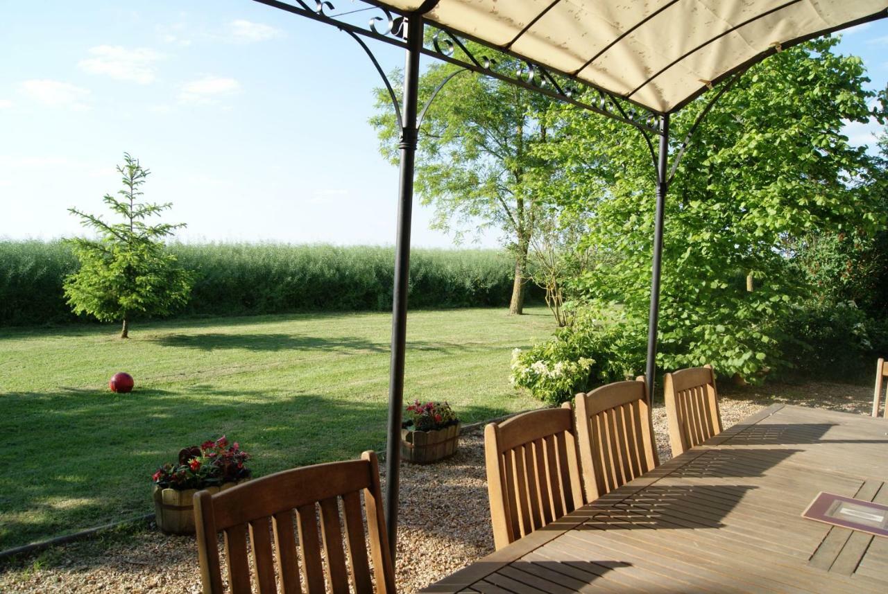Bed and Breakfast La Bihourderie Azay-sur-Indre Exterior foto